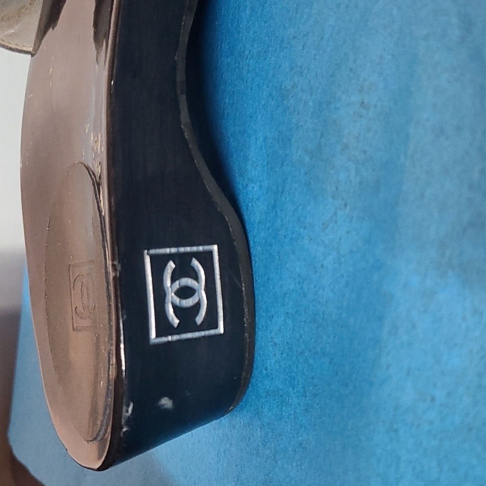 Chanel 2004 Collection Slides - Picture 6 of 14